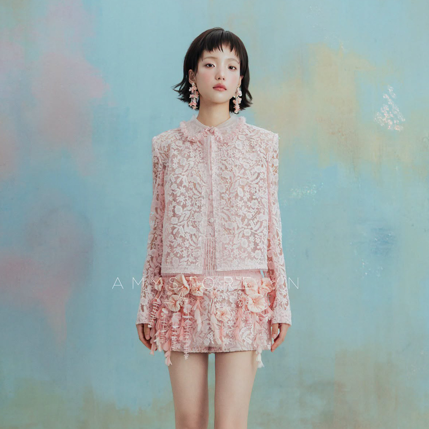 越南小众品牌AMY 2026年秋季新款樱花粉甜蜜蕾丝套装裙