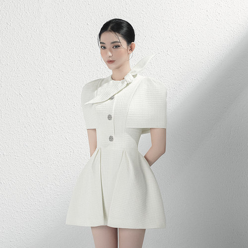 独家授权越南小众RAFFINE