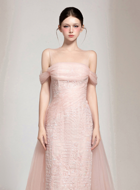 越南小众品牌CHOU PHAN 2025年秋季新款立体樱花粉薄纱连衣裙