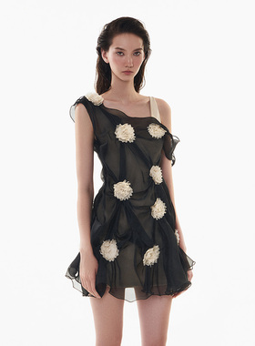 越南小众MUSTHAVE 2024夏季新款清透裸感气质撞色花朵连衣裙