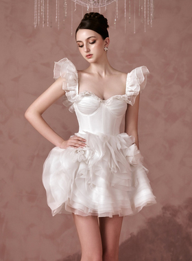 越南小众品牌SISSY 2025年夏季新款甜美气质珠光白小飞袖公主裙