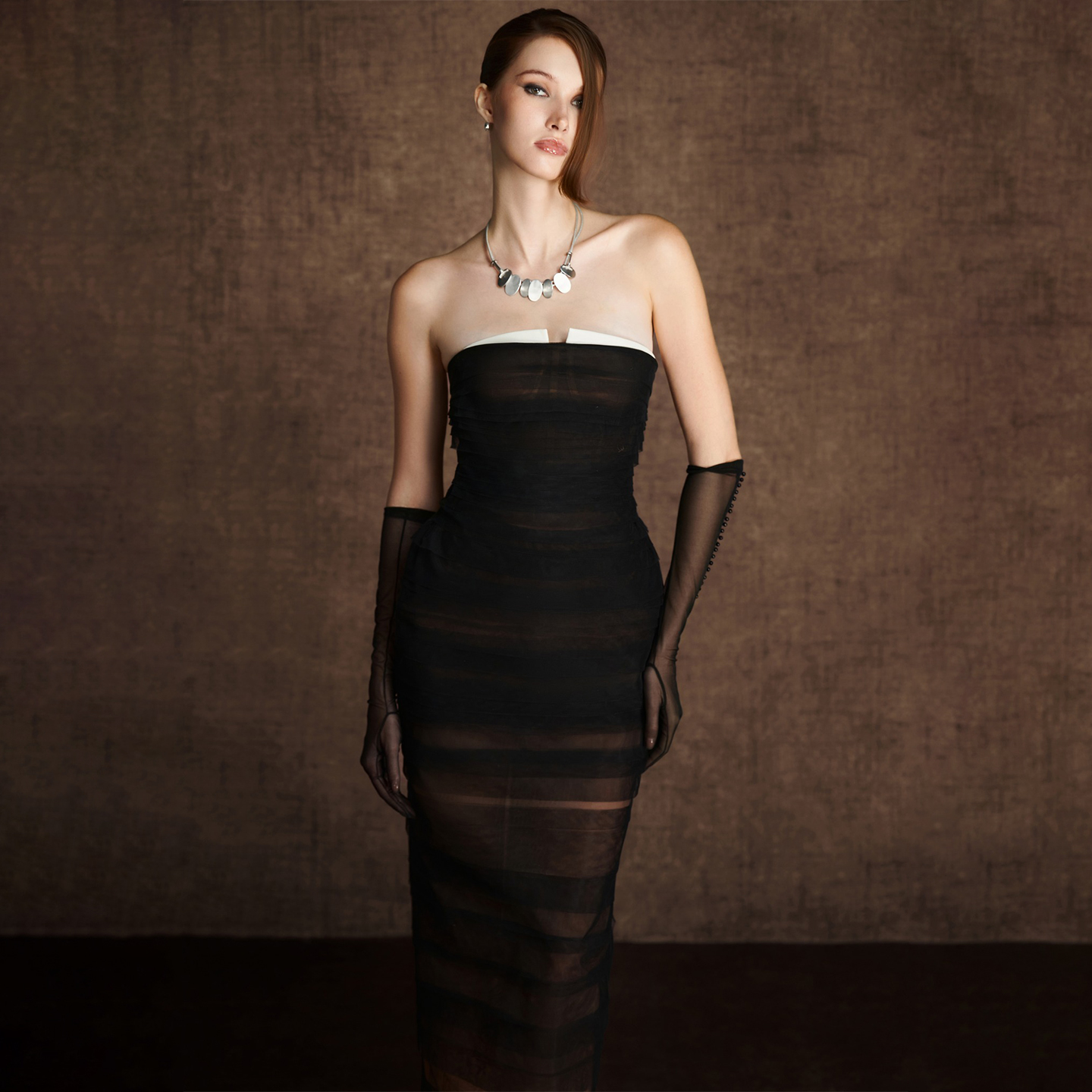 越南小众KEIRA TONG 2025年秋季新款盈透朦胧感黑色薄纱抹胸裙