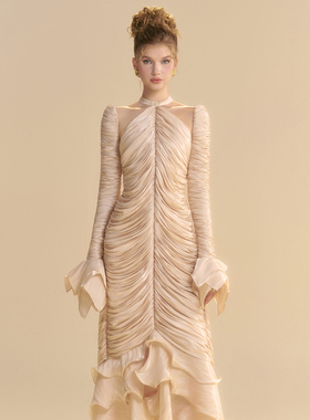 越南小众LINH PHUNG 2025年秋季新款华丽光泽感卷边细褶连衣裙