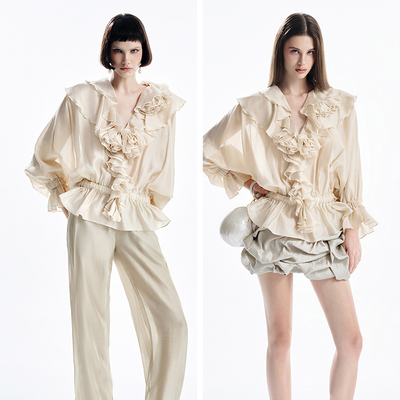 越南小众MUSTHAVE 2025年夏季新款温润素雅米白色弹力套装