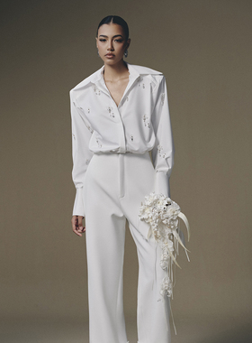 越南小众KEIRA TONG 2025年夏季新款高级感白色钉珠衬衫套装