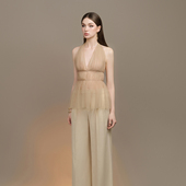 越南小众品牌ARTI 熟女气质杏色层次感挂脖套装 2025年夏季 新款