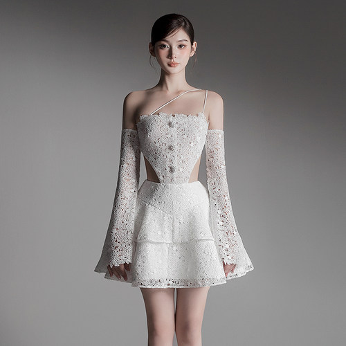 纯净芭蕾风蕾丝花挖腰连衣裙