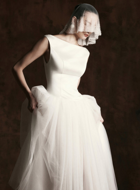 越南小众品牌HUONG 2025年冬季新款白色拼接网纱礼服裙