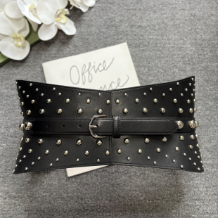 朋克造型铆钉牛皮腰封女针扣真皮宽腰带金属装 饰超宽束腰带