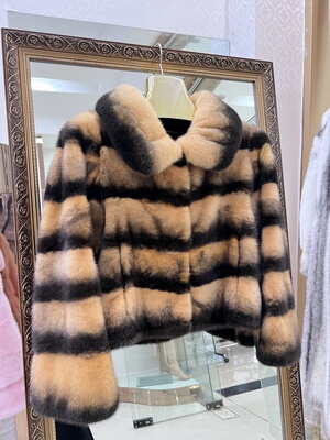 2025进口横排方领天鹅绒小香水貂整貂裘皮貂皮大衣女皮草短款外套