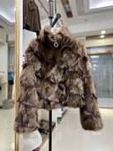 俄罗斯貂设计感复古贵气紫貂立领短款 毛毛皮草外套拉链款