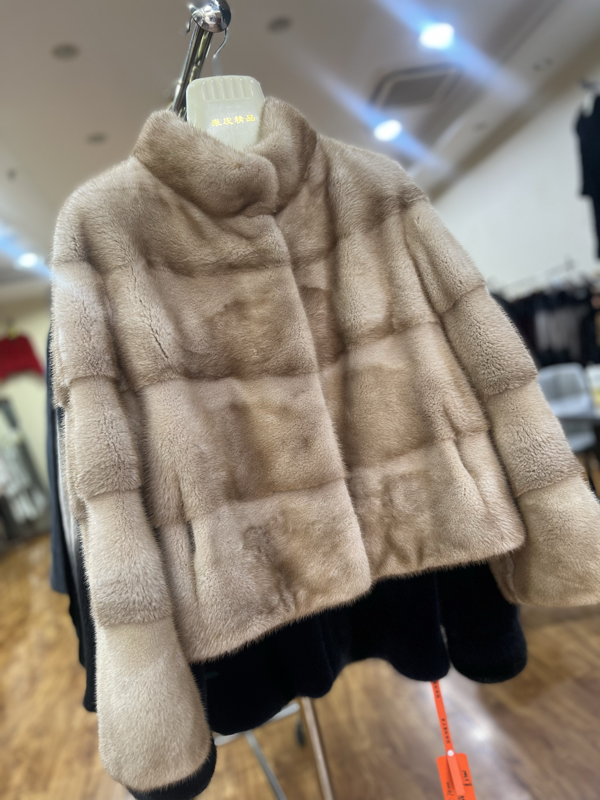 2024新款进口小母貂立领貂皮大衣女整貂短款年轻水貂毛皮草外套女