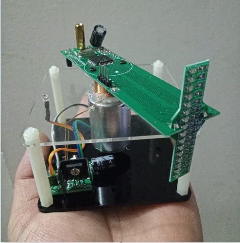 十字旋转led显示屏51制作DIY创意