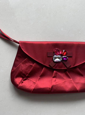 NVY 红色绸缎 手拿包手腕包晚宴包