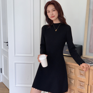 内搭针织连衣裙黑色半高领 显瘦打底毛衣裙秋冬长袖 配大衣 中长款