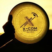 艾克体育XCOM户外比赛175g夜光沙滩竞速回旋硬飞盘儿童软飞碟 包邮