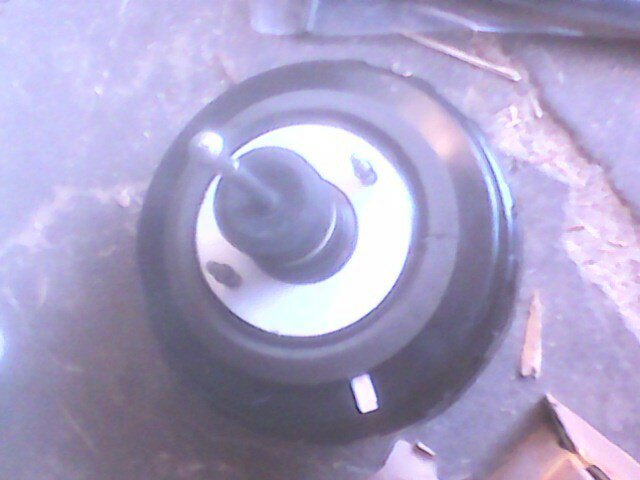 新君威新君越英朗刹车大力鼓真空泵