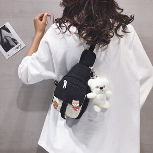 胸包女孩包包少女超火单肩斜挎包小清新小众设计感夏天网红小包