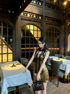 Elyssa月下夜莺 黑金流光时尚两件套亮片领带吊带气质连衣裙女