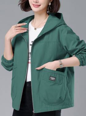 妈妈春秋季连帽短外套女2023新款40岁50洋气夹克宽松休闲短款风衣