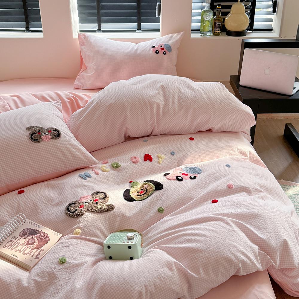 在耳边｜全棉水洗棉立体毛巾刺绣卡通可爱四件套床单纯色简约床笠