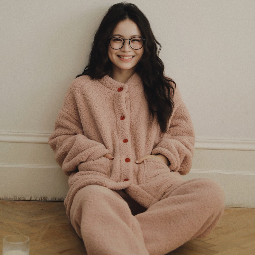 简约高级感冬季保暖珊瑚绒女士长袖加厚款圆领开衫睡衣家居服可外