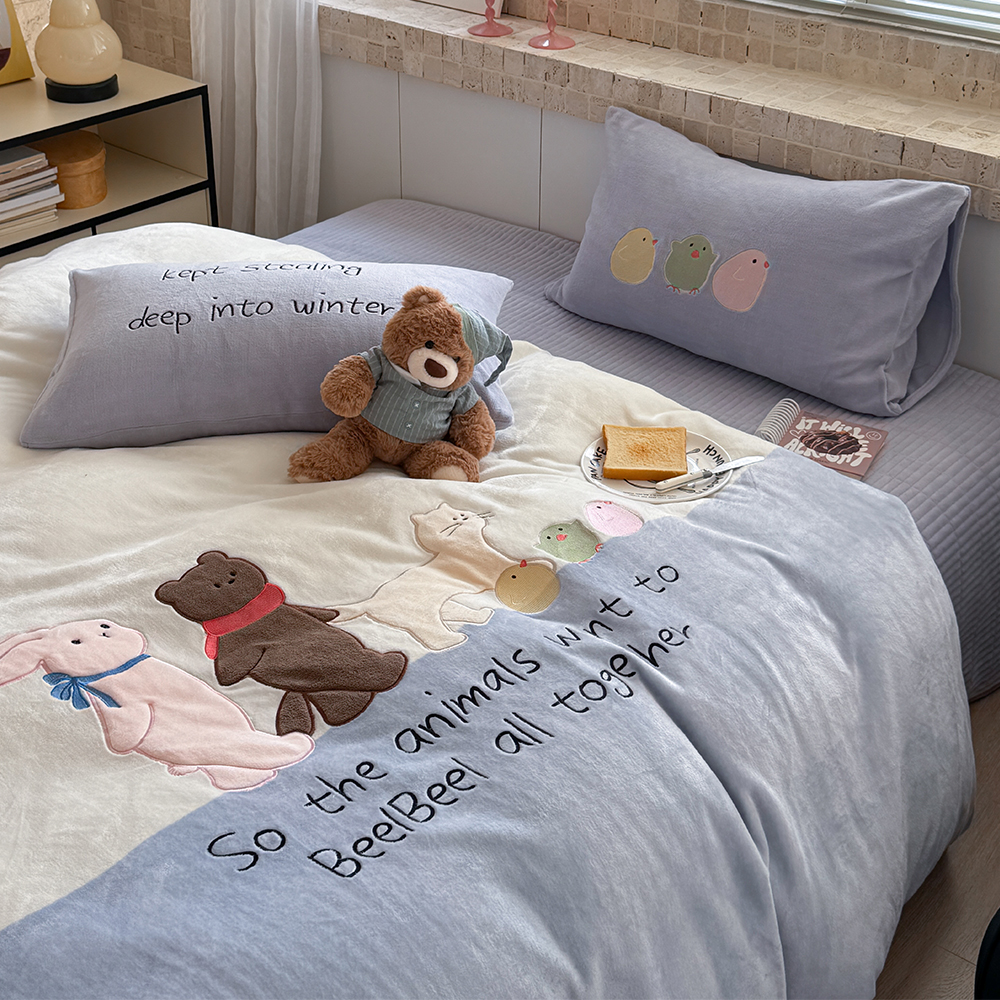 冬季加厚保暖牛奶绒床盖四件套
