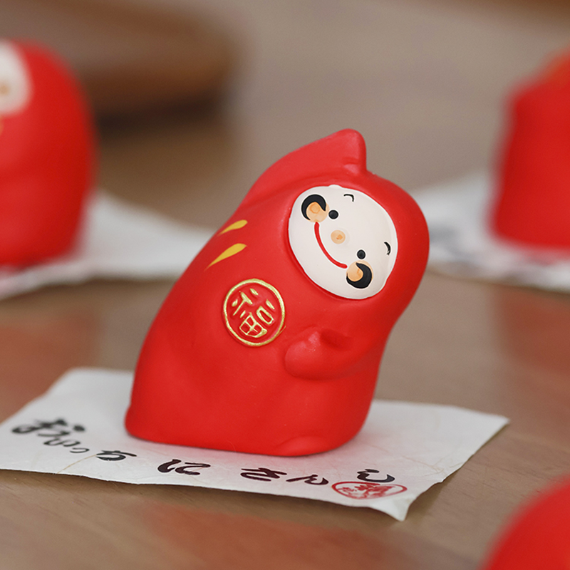 日本进口龙虎堂达摩招福陶土摆件