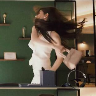 许我耀眼赵露思许妍同款打人粉色鳄鱼纹手提包单肩斜挎扇人包包潮