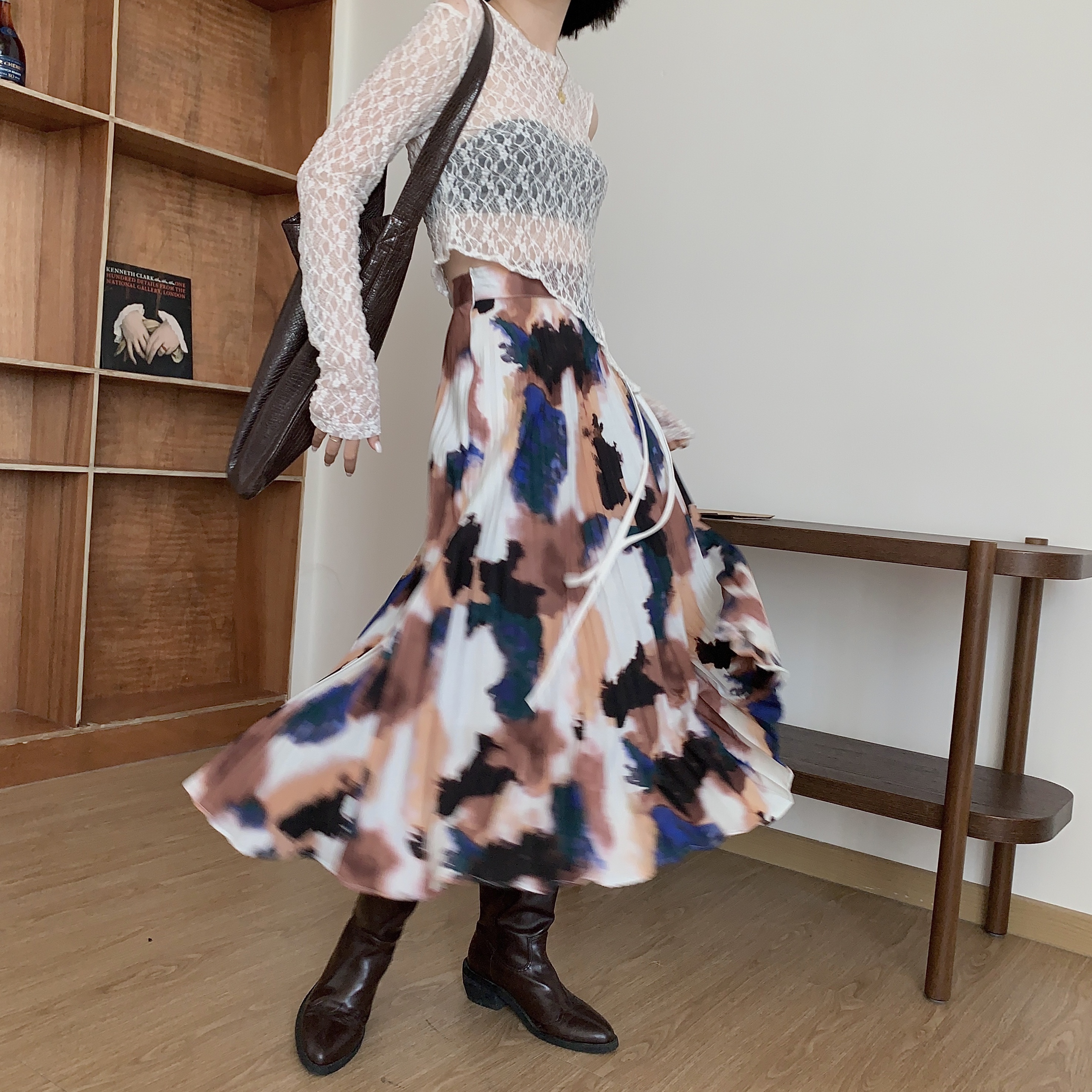 Real price summer long skirt oil painting feeling halo dye gradient pleated skirt