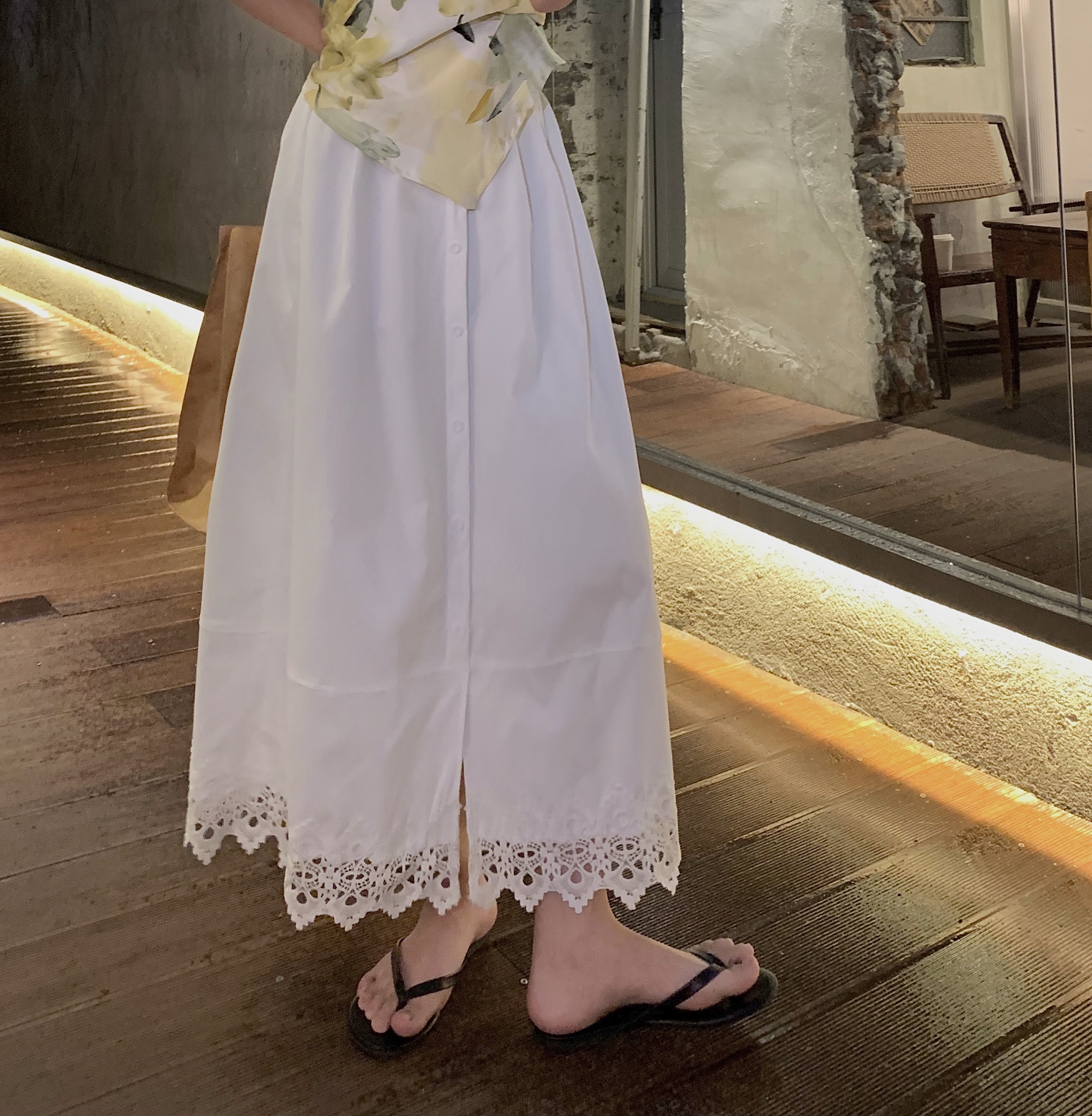 Real price new lace white skirt A-line high waist split girl Fairy Dress