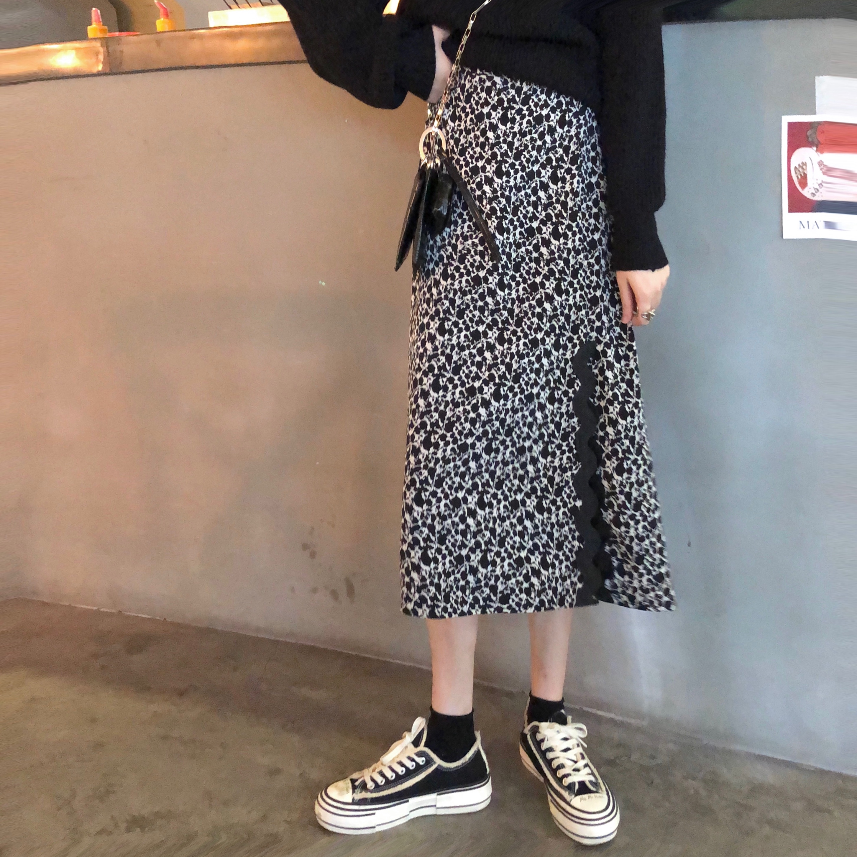 Real price high waist mid length split flowers close crotch A-line long skirt half skirt