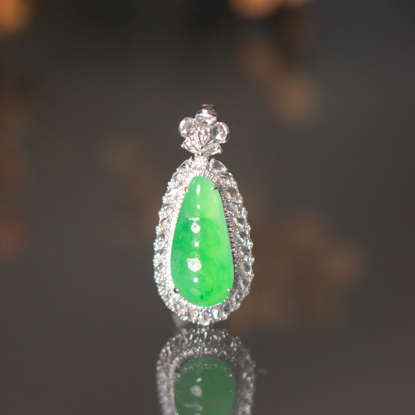 翡翠豆荚吊坠挂件首饰冰种天然缅甸玉18K金镶嵌精致大气鉴定证书