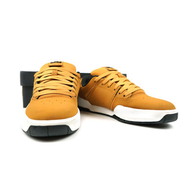 central褐色极限运动休闲板鞋