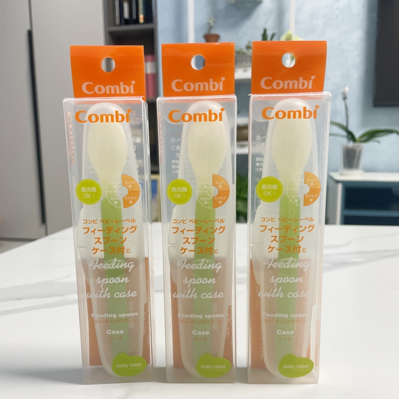 日本combi康贝辅食勺新生儿宝宝专用吃米粉喂水硅胶软头勺