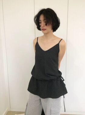 BABESTYLE｜umbriel 首尔日式文艺抽绳裙摆复古格纹小碎花吊带