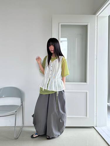 YANJJIAN+竖纹水洗褶皱肌理+小衫