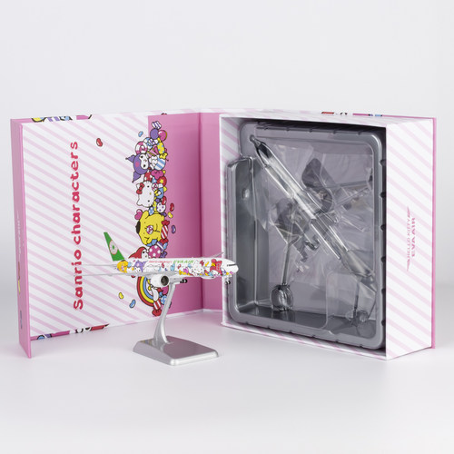 典藏版:NG 1:400长荣航空777-300ER Hello Kitty B-16740/B-16722