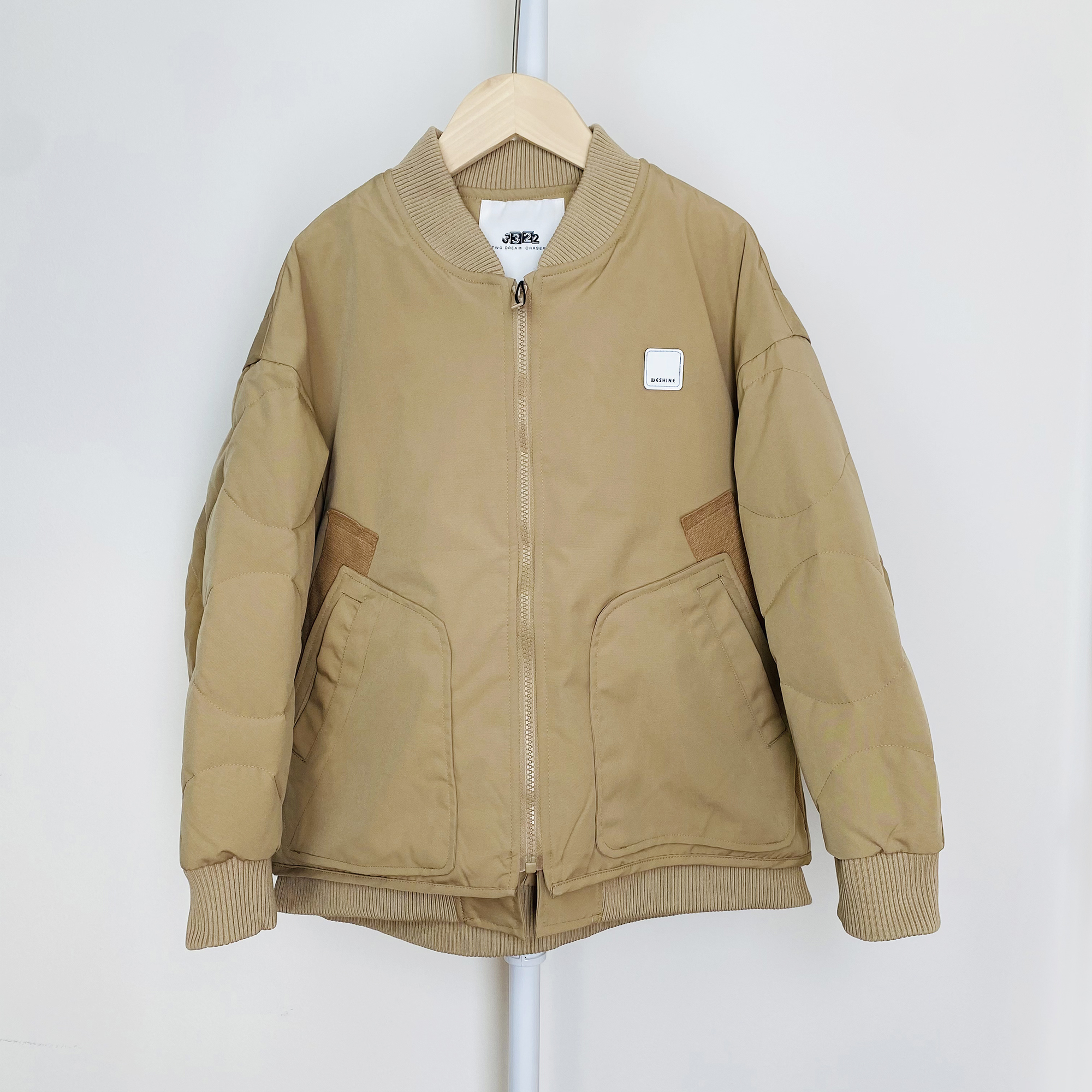 棒球服领宽松薄款羽绒服