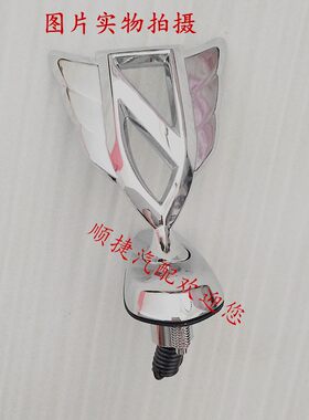 别克老君立标前机引擎盖