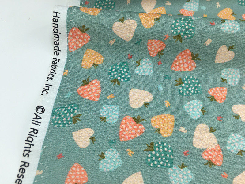 复古蓝绿底爱心草莓数码印花全棉布 diy手工儿童连衣裙拼布单肩包