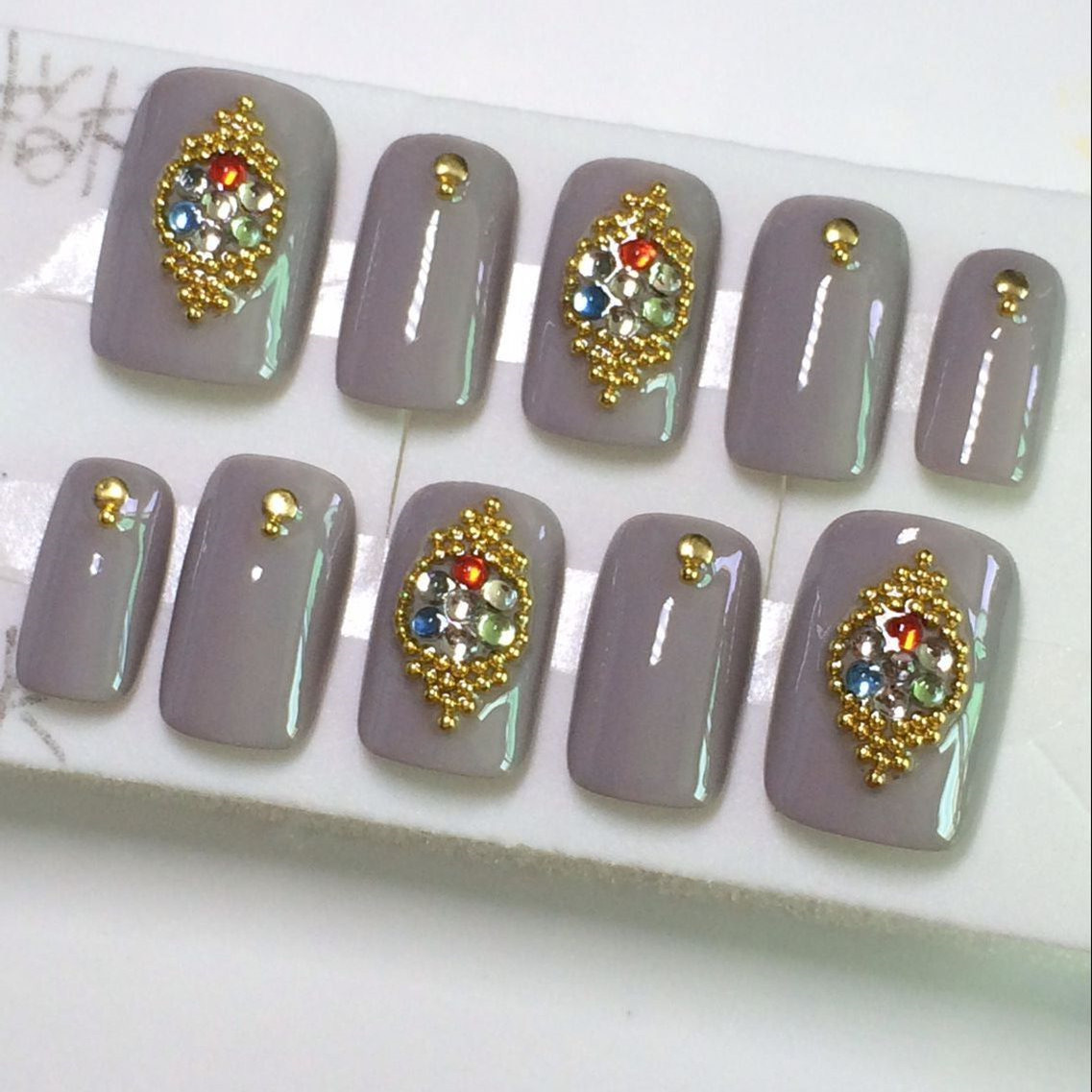 奢华手工定做光疗美甲成品甲片白色假指甲方形金色钢珠贴片  包邮