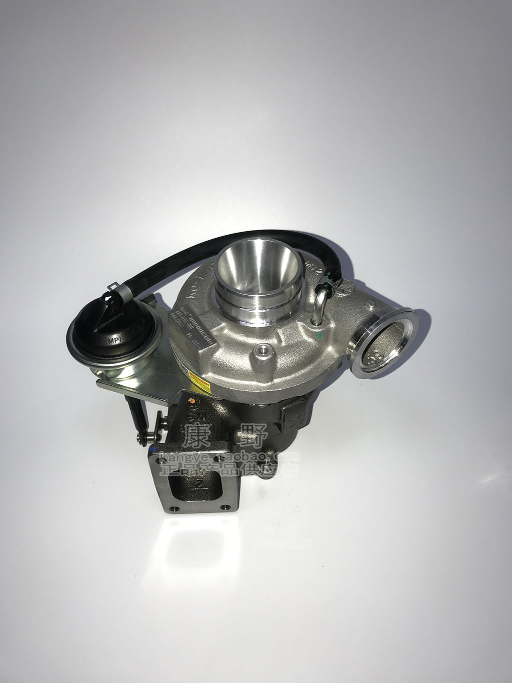江淮国五4DB1适用的涡轮增压器GT17 1044100FA300 845851-5002