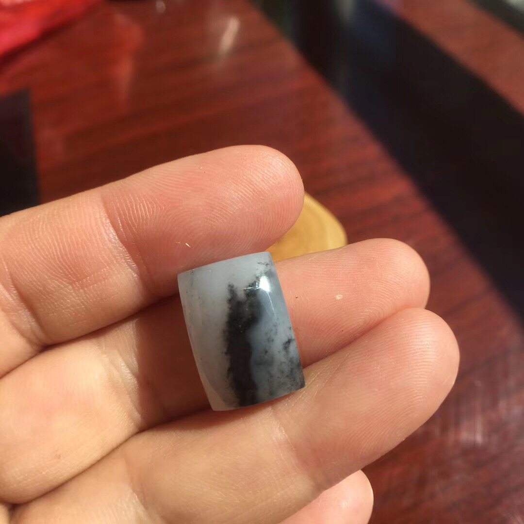 新疆和田玉和田青花籽料墨玉籽料细腻点墨戒指戒面配件蛋面坠面