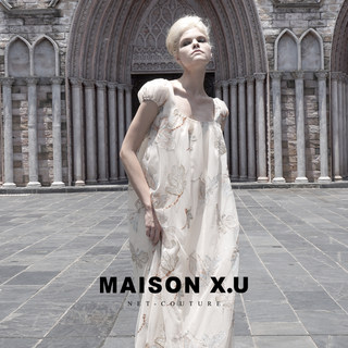 法式古典 MAISON X.U｜杏色金线蝴蝶蕾丝公主袖U形领复古连衣裙