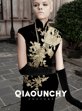金乌 QIAOUNCHY俏云曦 | 国风高定黑色丝绒斜襟盘扣经典立裁旗袍
