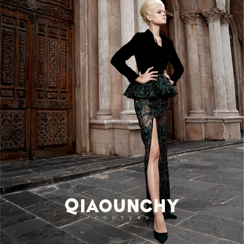 帝王绿 QIAOUNCHY俏云曦 | 真丝丝绒法式高腰高开衩性感长裙套装