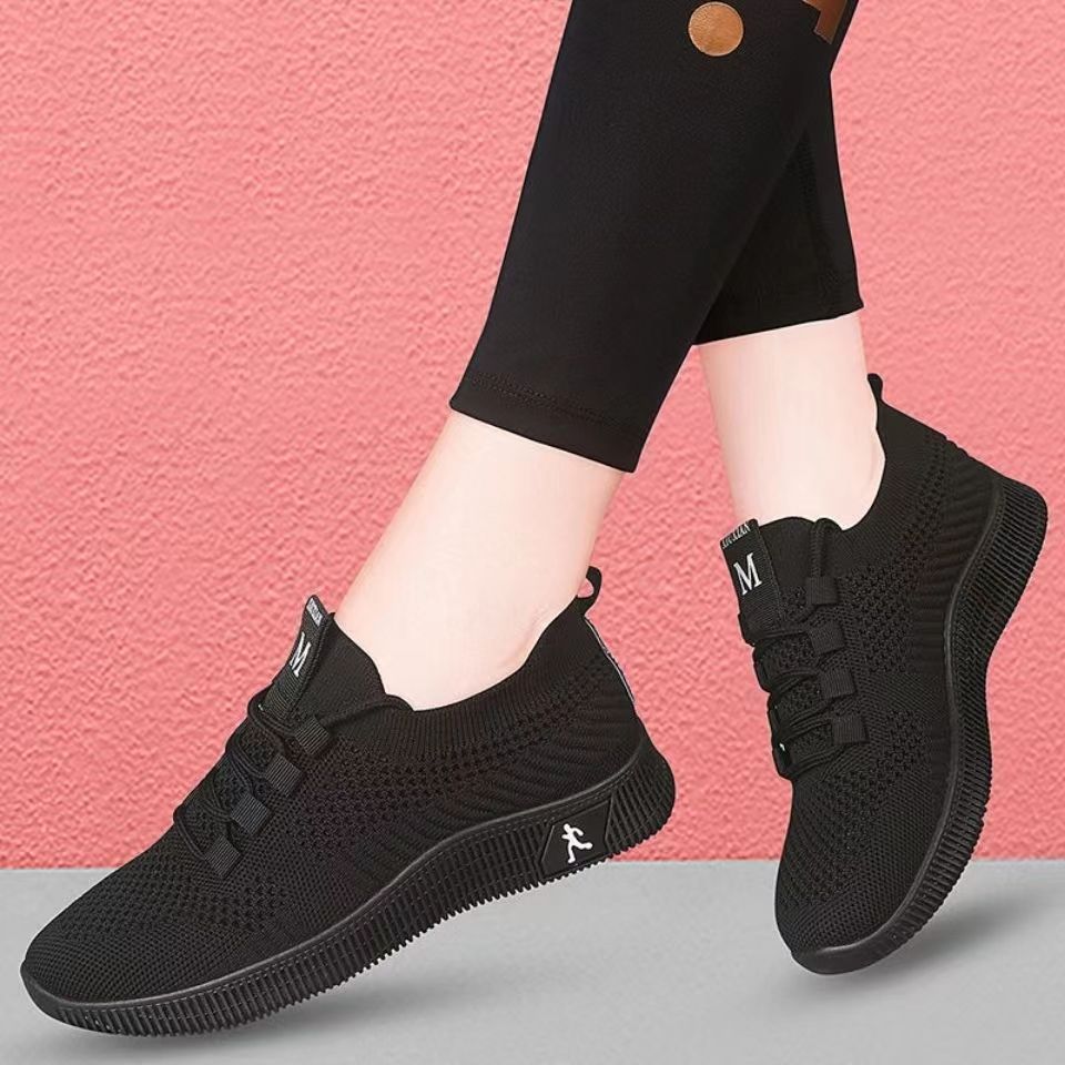 女鞋红色跳舞广场舞舞蹈鞋飞织网面透气防滑软底中老年妈妈鞋运动