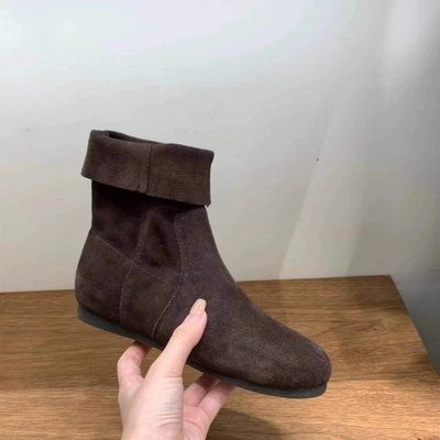 复古文艺平底短靴女2024秋冬季新款韩版百搭圆头显瘦套筒马丁靴子