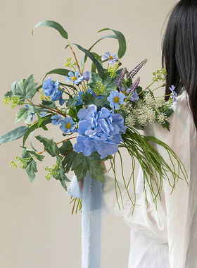 米子家居蓝色梦境花束仿真花假花轻奢高端手捧花装饰花卉摆设花艺